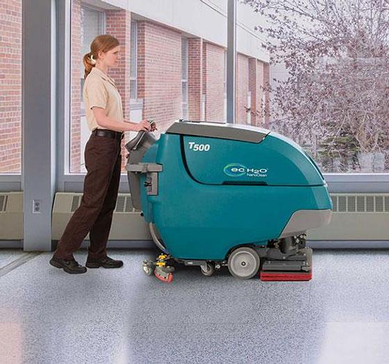 Tennant T500 Walk-Behind Floor Scrubber