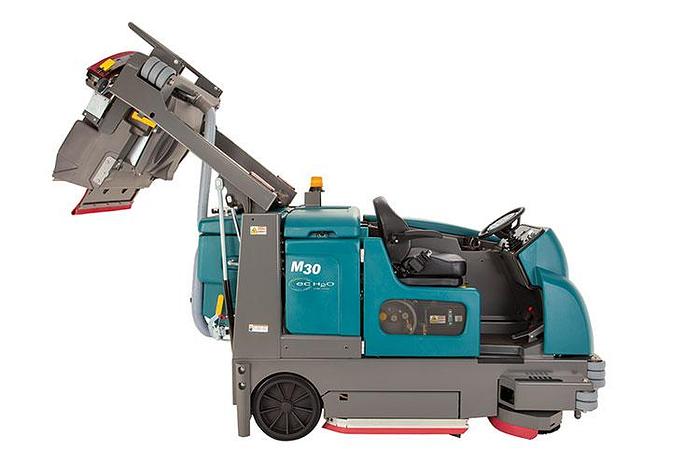 Tennant M30 Rider Sweeper-Scrubber