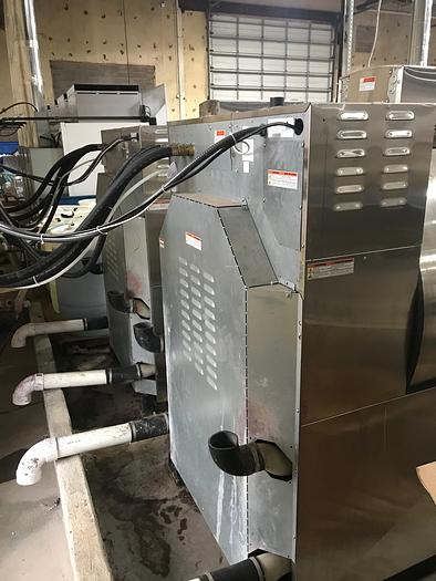 Used 2018 UNIMAC 160LB WASHER