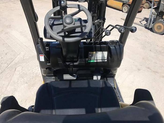 Refurbished 2013 Yale GLC030VXNUAV061