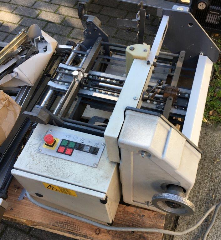 Used Heidelberg Stahl KBi 136 attachable crossfold folder 2003