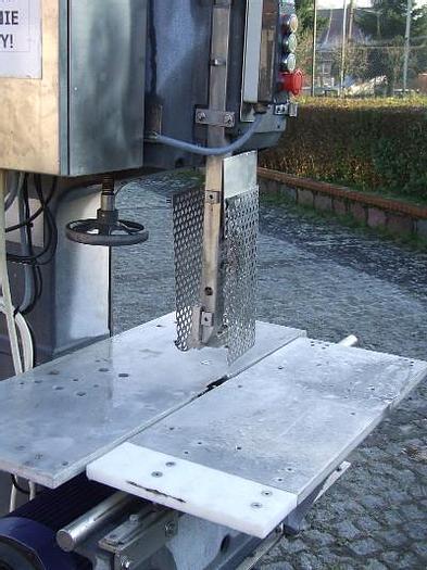 Used Piła ze stołem ruchomym