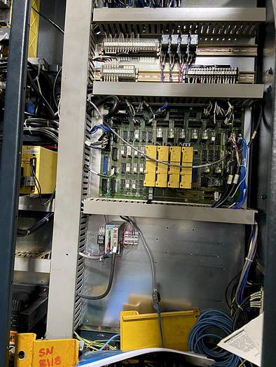 Used 2003 Makino S56 Vertical Machinig Center