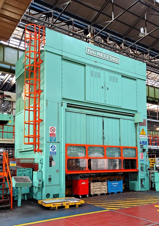 Usato MECFOND 1500 Ton Mechanical Press Overhauled – 2 Moving Bolsters 4600 x 2700 mm - ex stellantis
