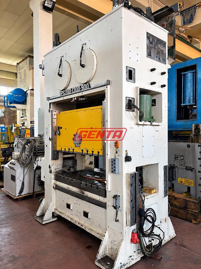 Usato RAVNE 200 Ton High-Speed Press 180 spm + FEEDING LINE
