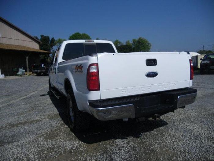 Used 2008 Ford F-250 XLT Super Duty Crew Cab Truck