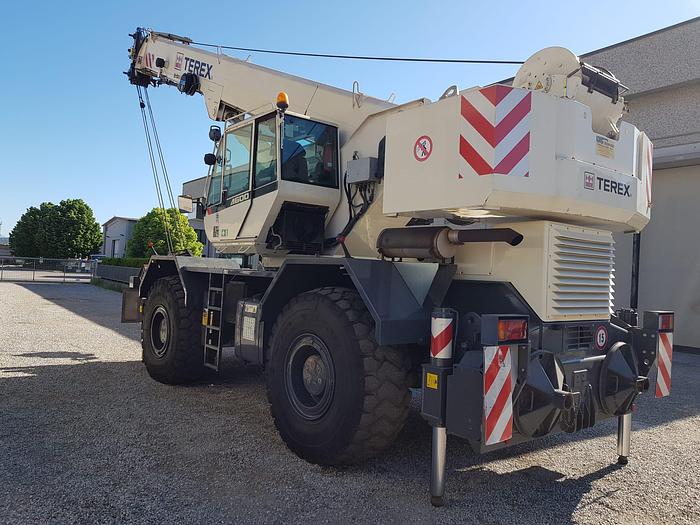 2011 Terex A600-1