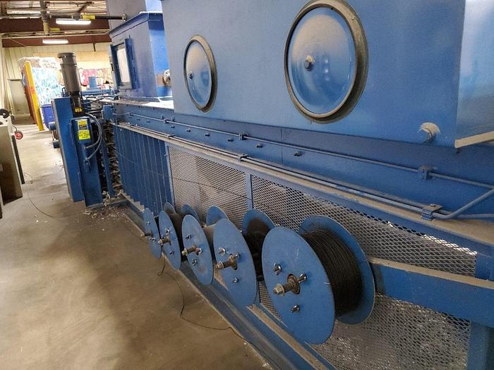 Used SELCO HORIZONTAL BALER