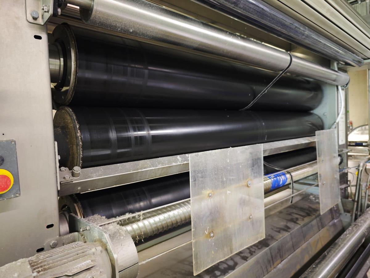 Used BRUCKNER Stenter, working width 2200 mm, fully renewed in 2019