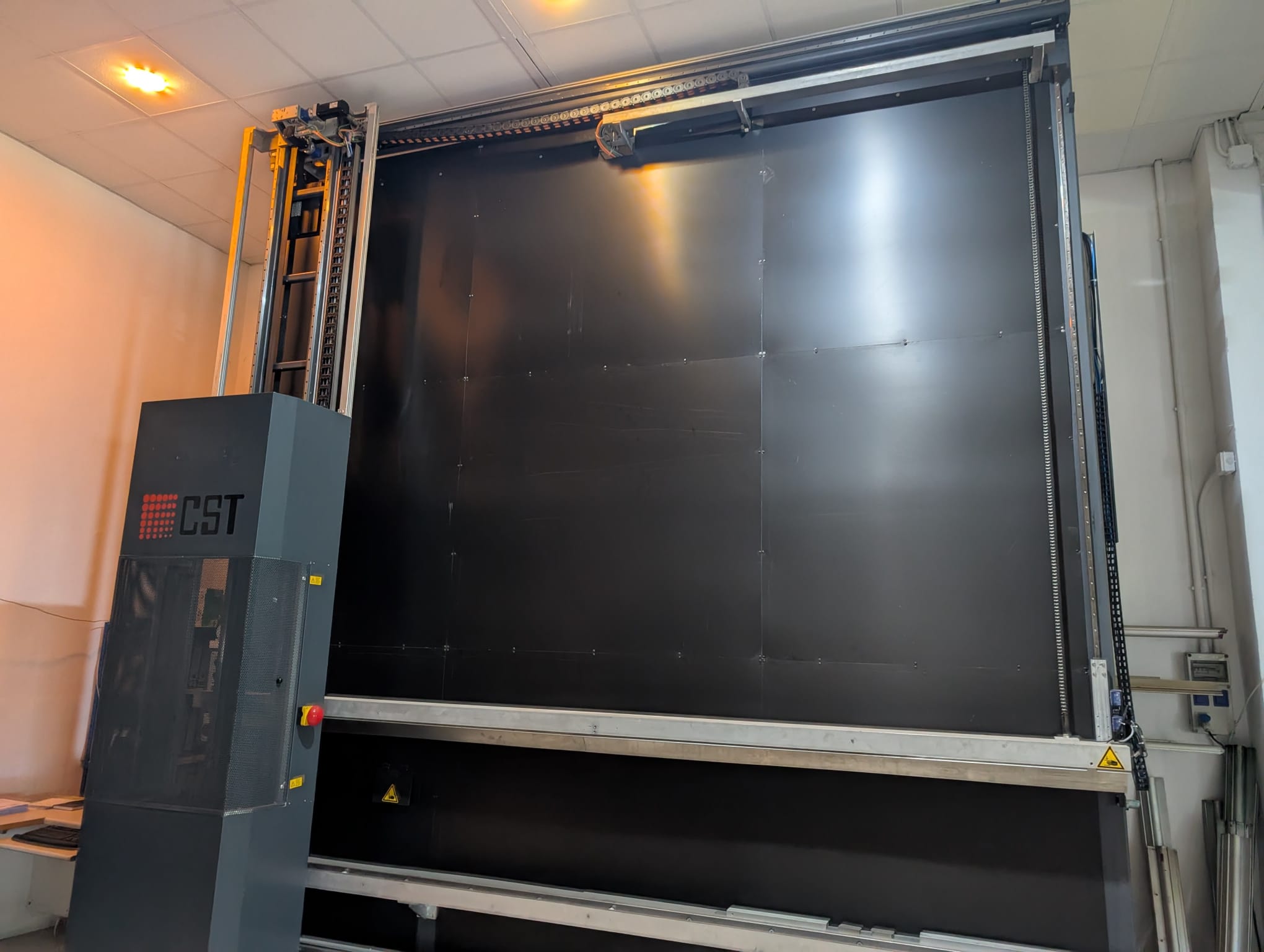Used CST Flat Screen Engraving - 3500 x 4000 mm