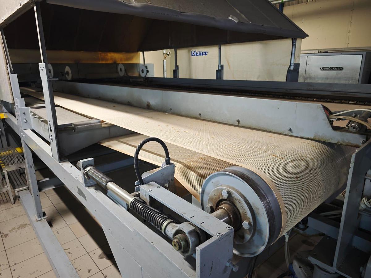 Used BRUCKNER Stenter, working width 2200 mm, fully renewed in 2019