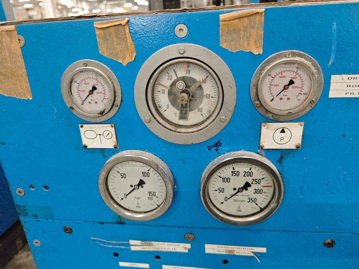 Used KLEINEWEFERS Calender - Year 1999, working width 2200 mm