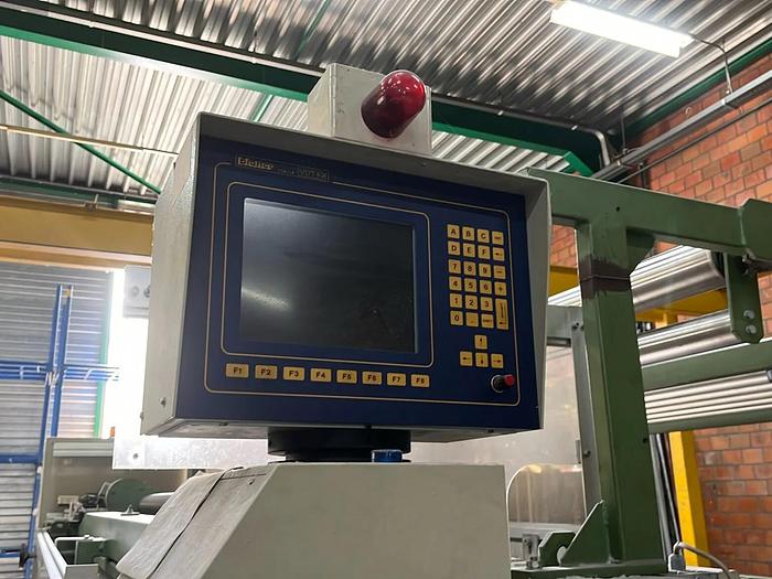 Close-up of the control panel of the BIANCO for precise adjustments