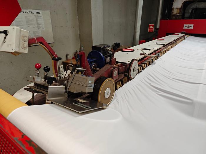 Feeder device for MUZZI STENTER