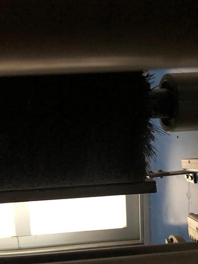 Carbon sueding machine