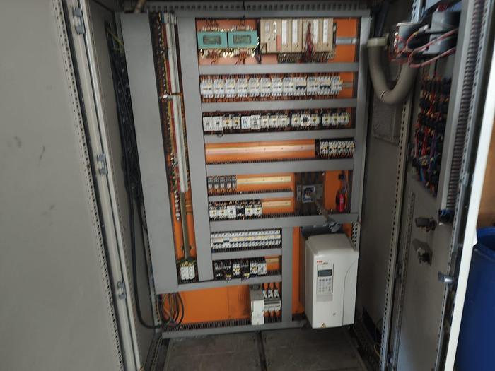 Used TUMBLER ANGLADA year 2003 with 2450 mm