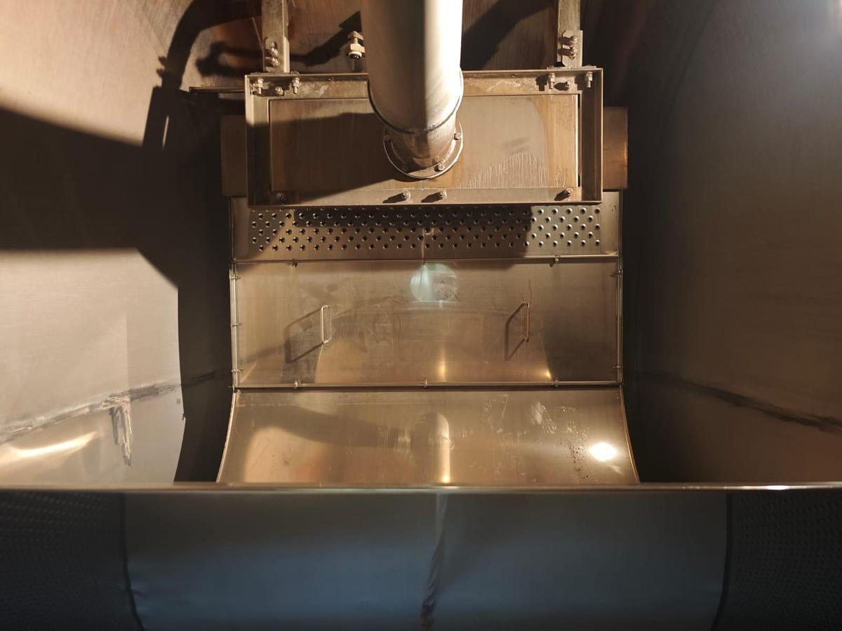 Used BRAZZOLI Dyeing Machine, type INNOVAT, year 2004, capacity 200 kg