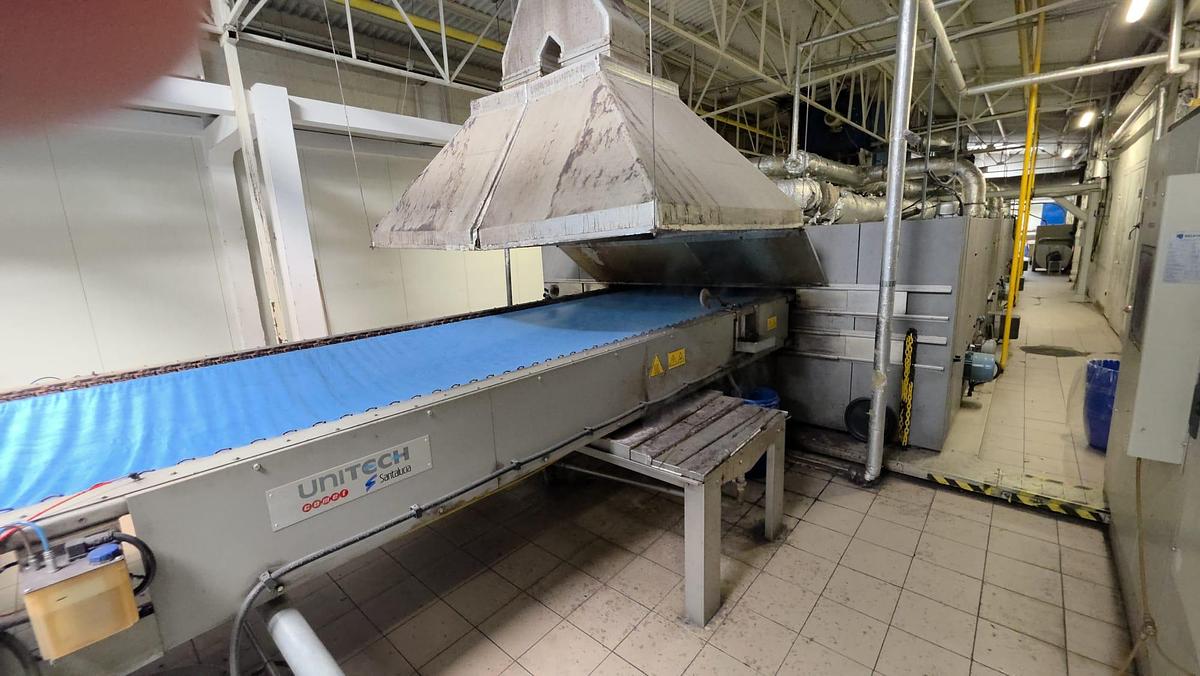 Used UNITECH Stenter, year 2007, working width 2200 mm, 6 chambers, gas heating