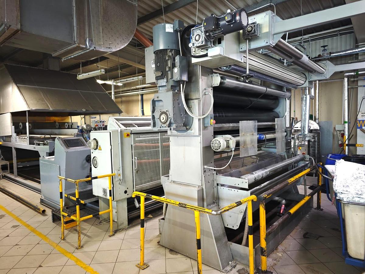 Used BRUCKNER Stenter, working width 2200 mm, fully renewed in 2019