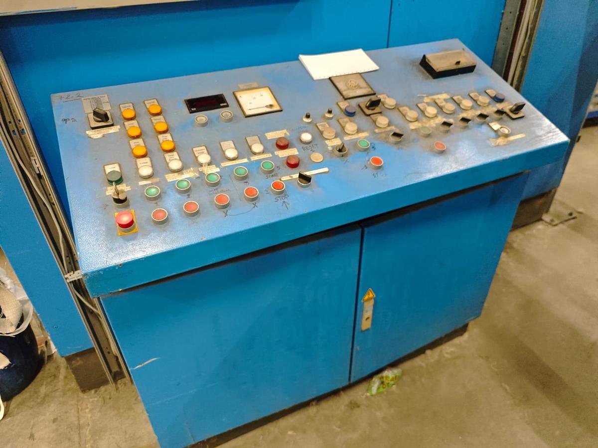 Used KLEINEWEFERS Calender - Year 1999, working width 2200 mm