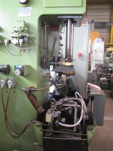 Gebraucht Vertikale Honmaschine Kadia VPH 120 / 350 F