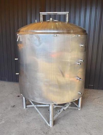 Used 1000 Gallon - 304 SS Jacketed Tank