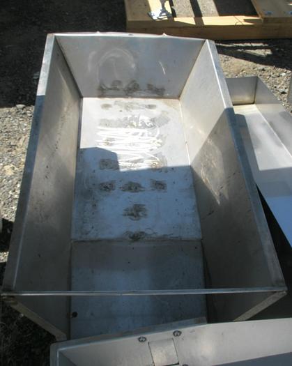 Used Feeder, Vibratory, 12" X 30", S/st, Electro-Magnet Driven, #C736616