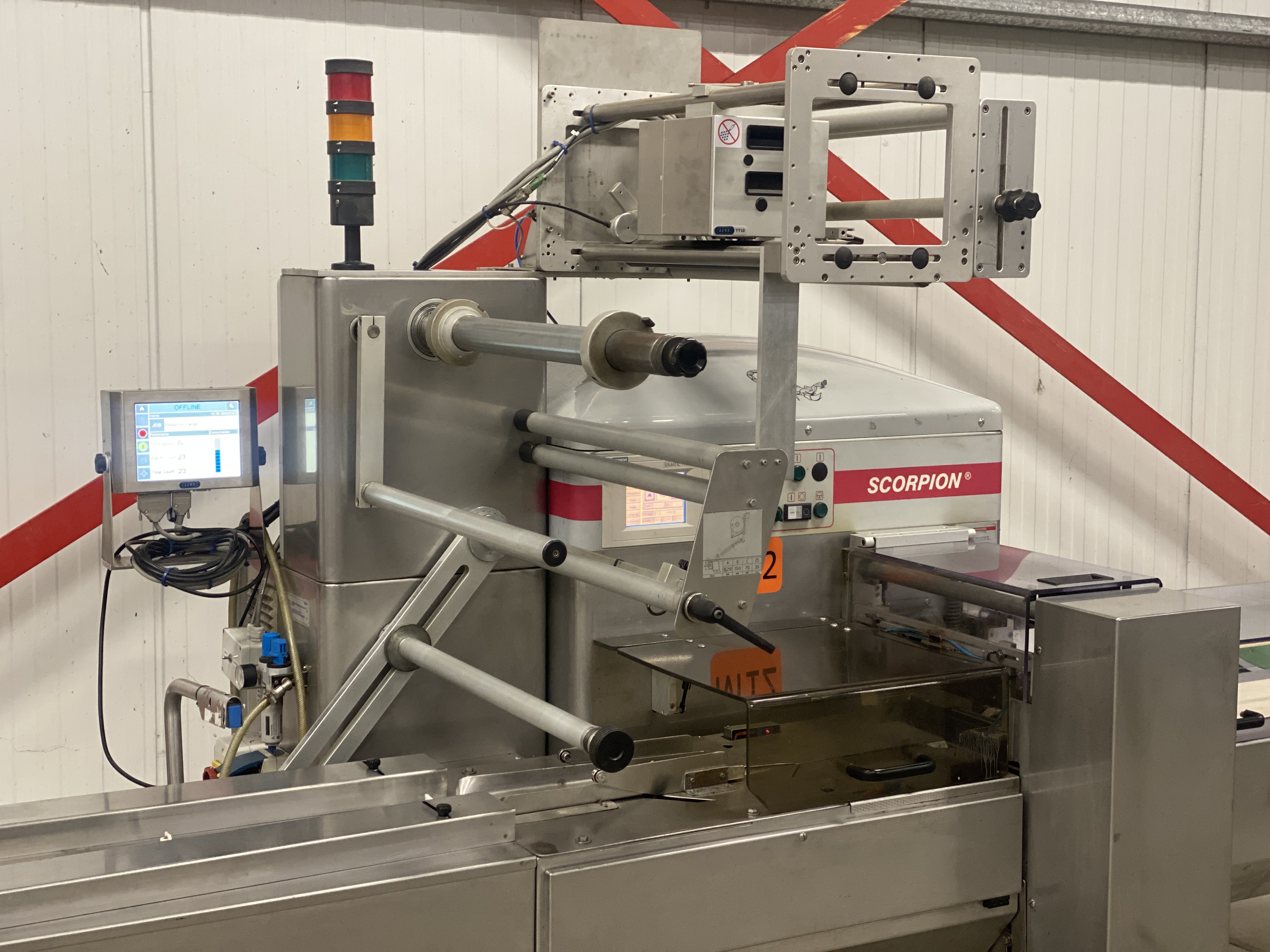 Used Record Scorpion MD flowpacker with Automotion automatic infeed