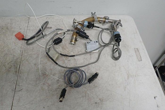 Used Varian LR88590 L8350-320 Multi-Gauge Vacuum Gauge Controller w/ Cables Type 0531