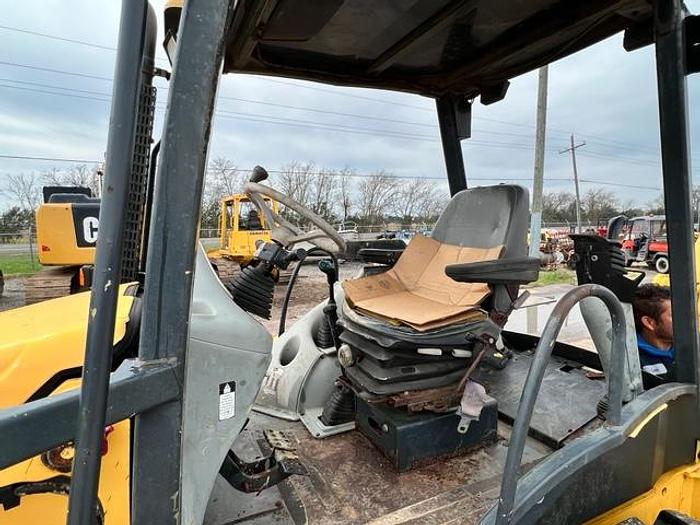 Used 2009 KOMATSU WB1402N BACKHOE