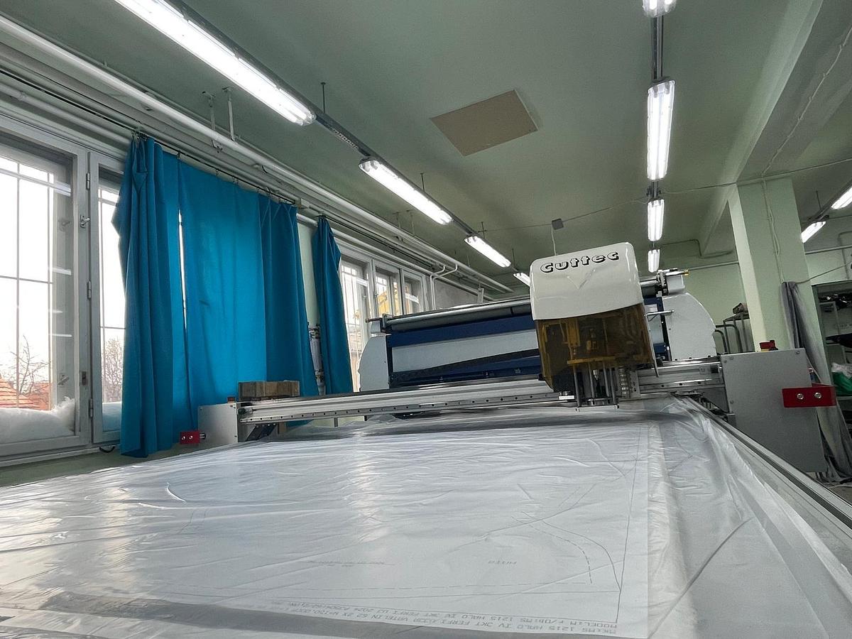 Used 2021  Cuttec Variocut HL CNC Cutter with Spreading Machine