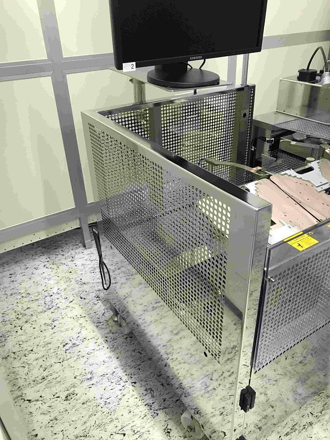 Used 2001 Leica INS 3000