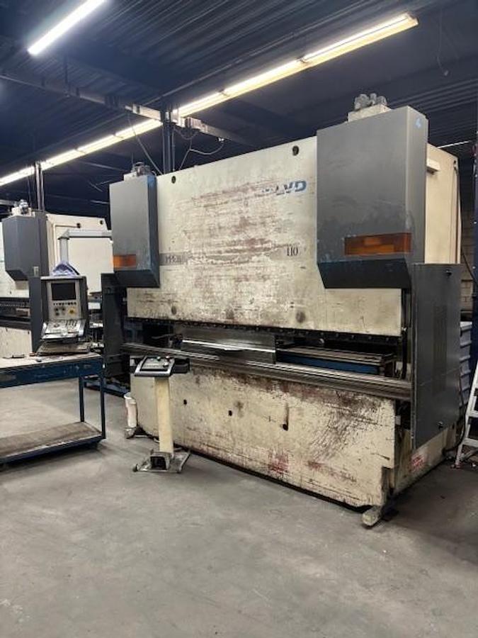 Used LVD PPEB 110/30 CAU-CNC Hydraulic  Press Brake 