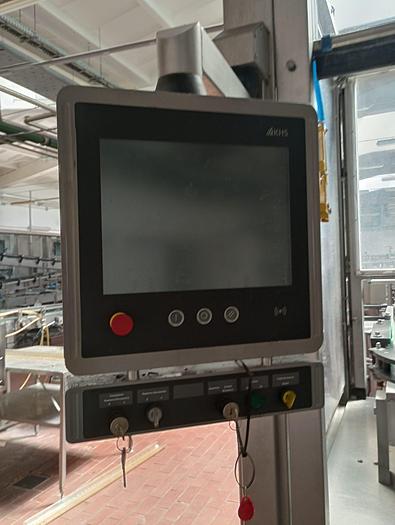 Used BOTTLE FILLING LINE 24.000 bottles/hour