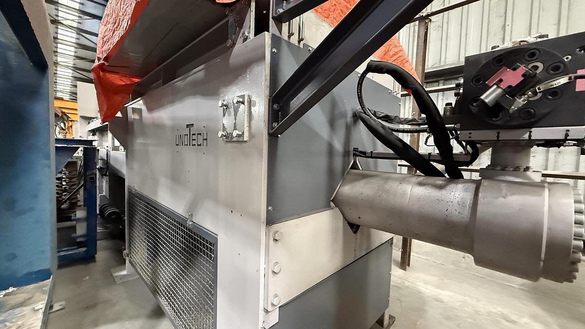 Used 2017 UnoTech 200 V5H4 RB