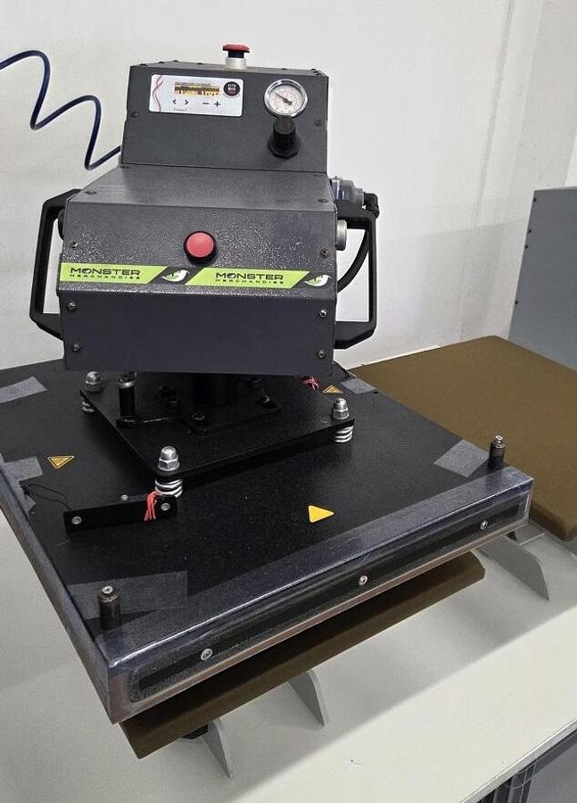 Used 2021 Epson SureColor SC-F3000