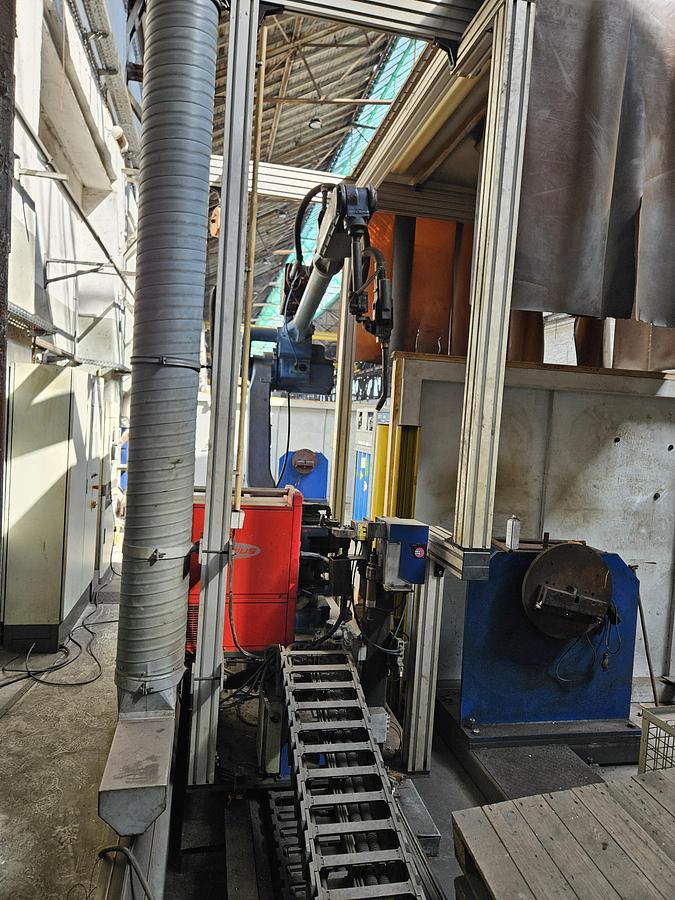 Used 2000 Motoman YR