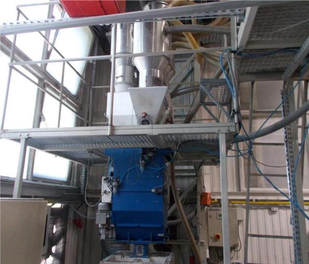 Used 1992 Omipa 120/90/45 Extrusion Line
