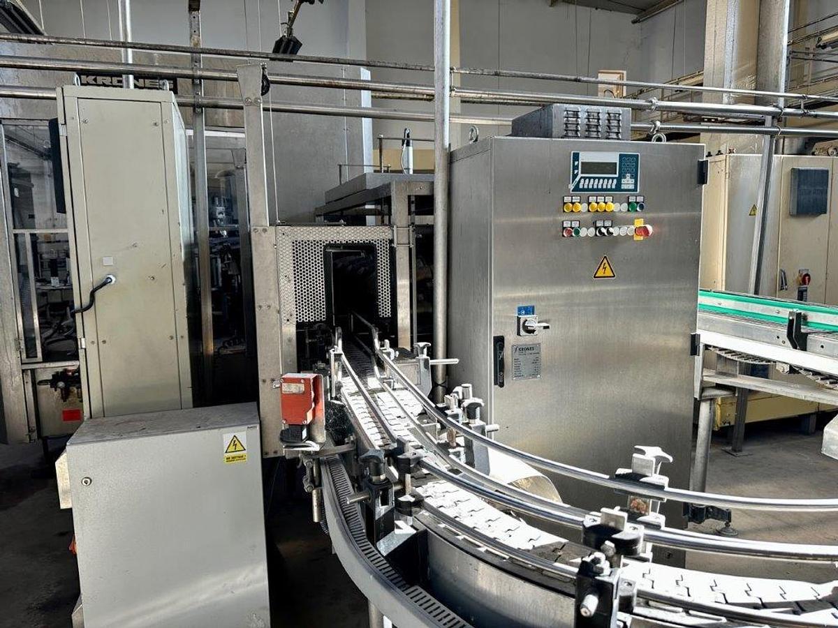 Used Used KRONES carbonated bottling line