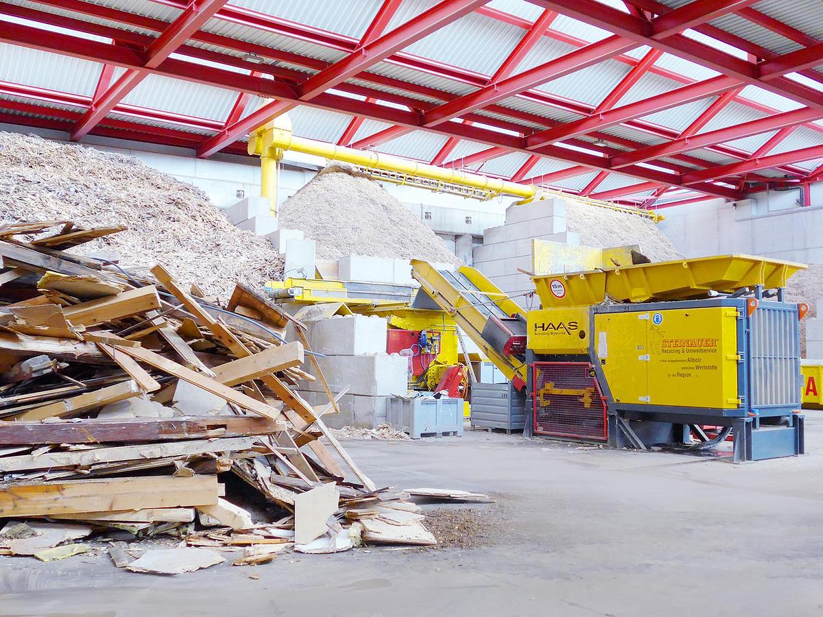 Used 2014 ZERMA  ZPS 2000  Complete Wood Waste Shredding Plant