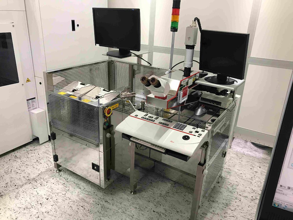 Used 2001 Leica INS 3000