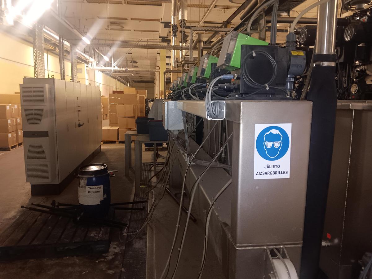 Used 2013 Menzel Washing Line