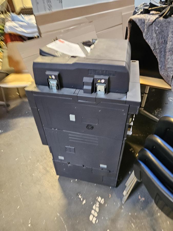 Used 2012 Agfa Anapurna + OCE arizona + printing machines package