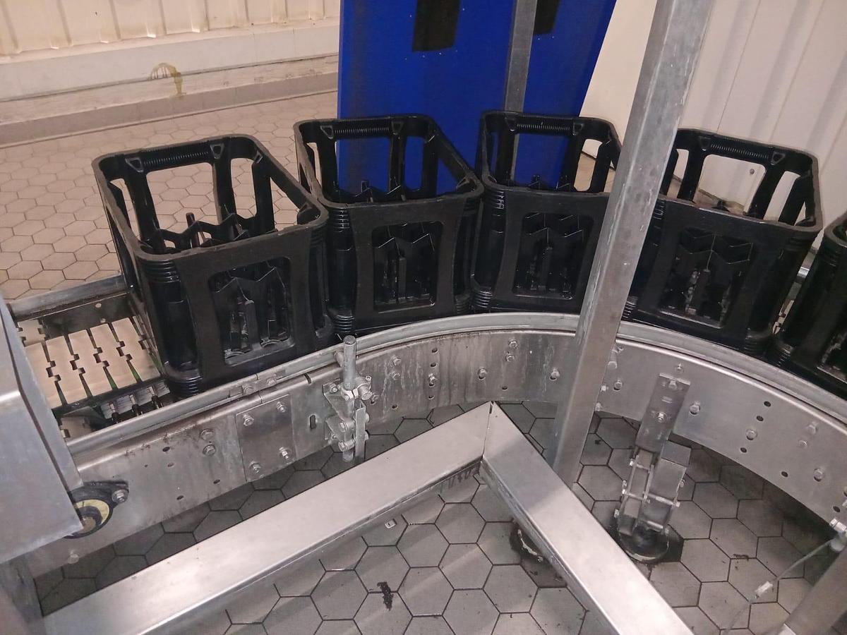 Used 2000 Krones Zierk PET crate washing system
