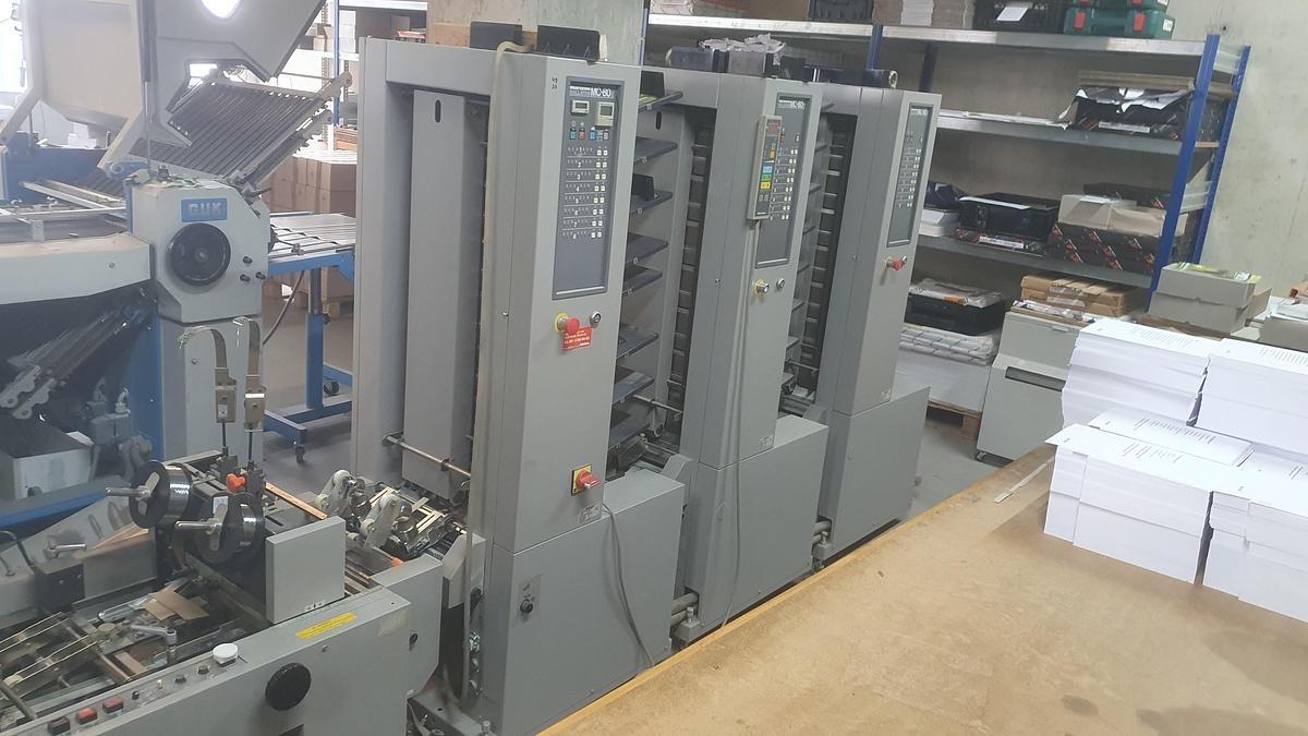 Used 1995 Horizon MC-80 Stitching and Collating Line