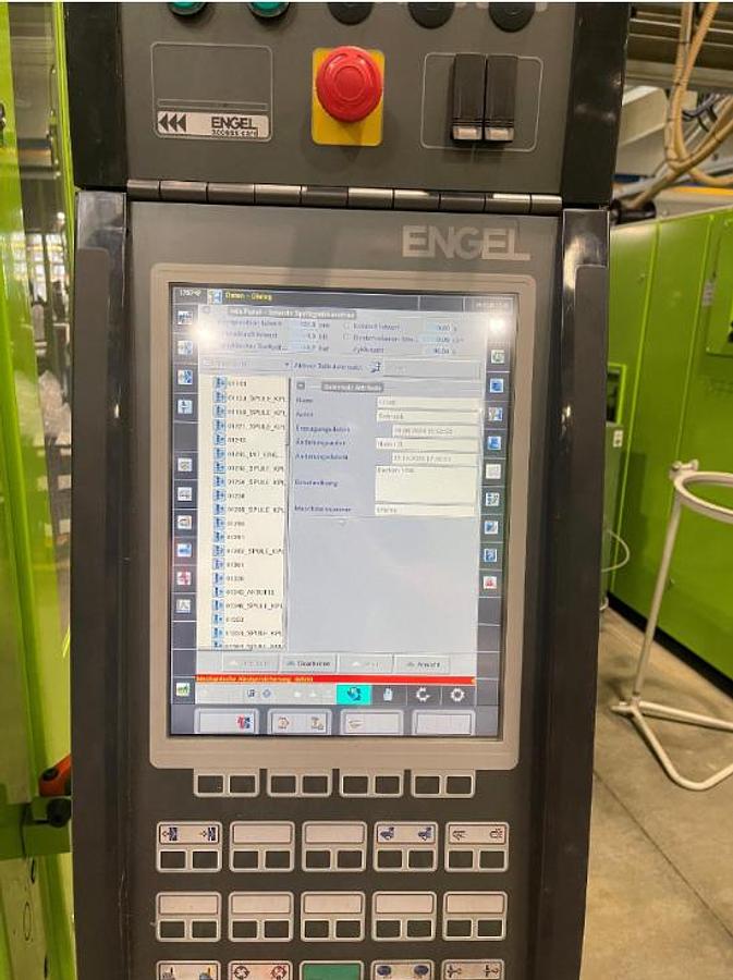 Used  2011  ENGEL Insert 200H/70