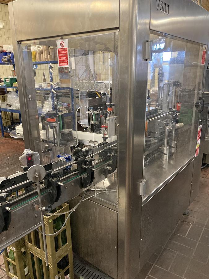 Used  2022 S.T.S. V500 Bottle Labeling Machine