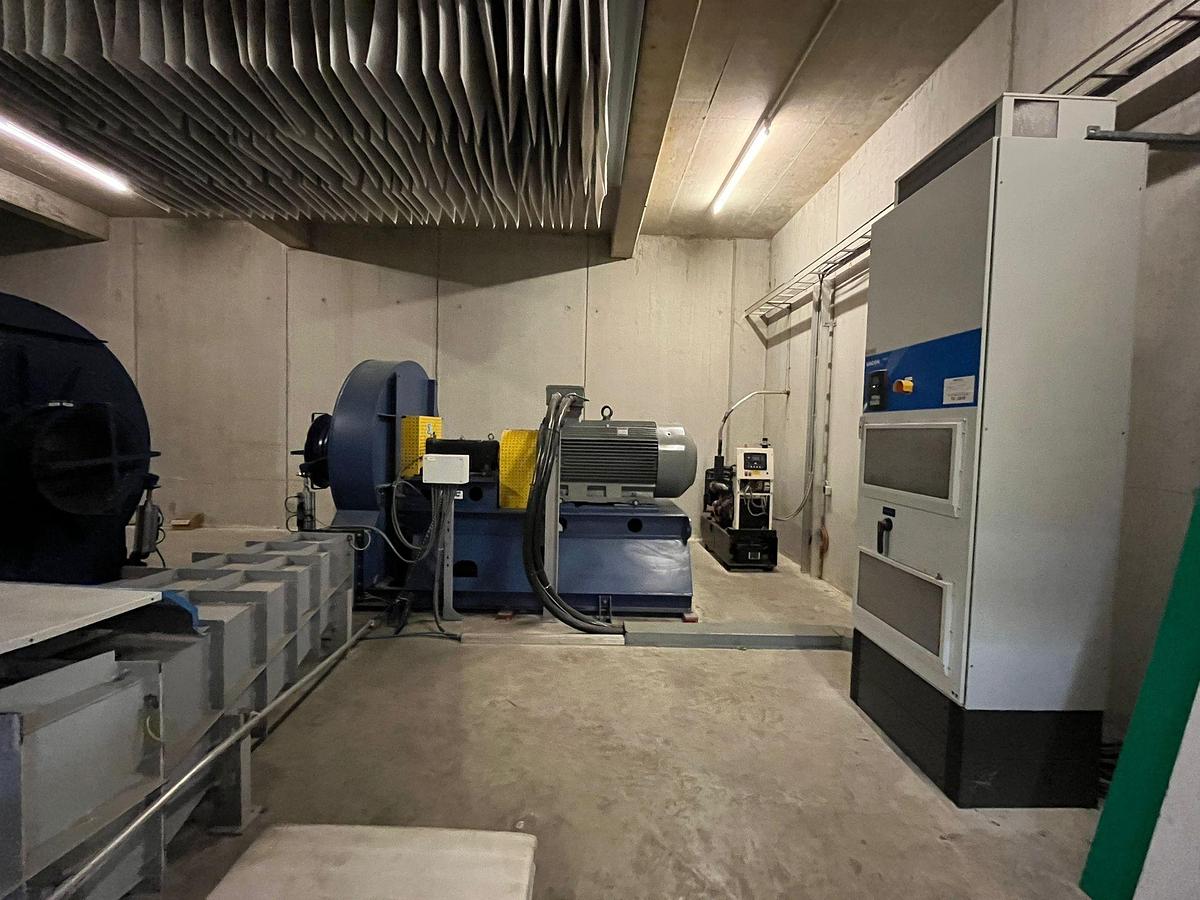 Used 2010 Uniglass  UGTPLUS 1548-1-R