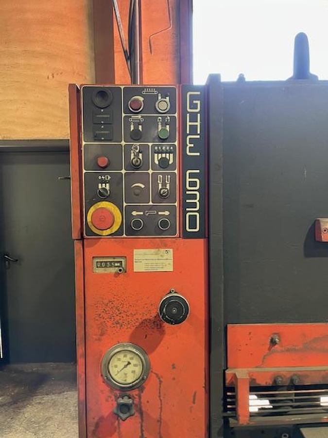 Used Amada  Promecan GHE 630 Hydraulic Guillotine Shear