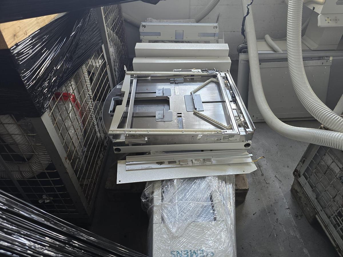 Used - Complete X-Ray Accident Investigation Workstation with Medical Equipment Lot